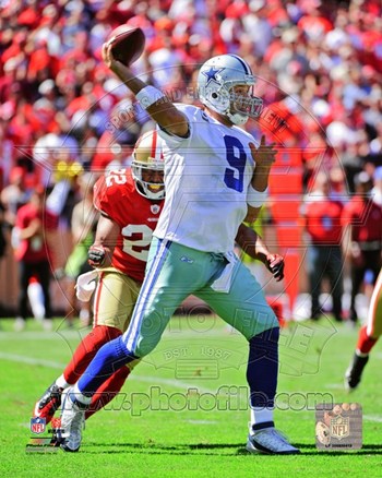 Picture of Photofile PFSAAOA04801 Tony Romo 2011 Action -8 x 10 Poster Print