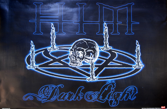 Z015-24x36-NA Him Light Skull Poster