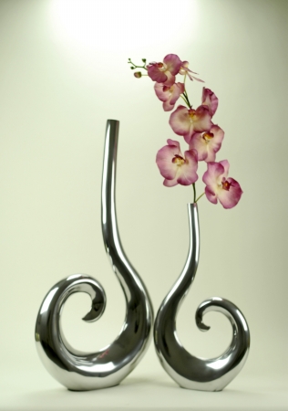 Picture of Modern Day Accents 3561 Alum Curl Vase(Set of 2)