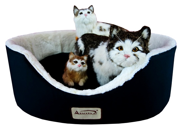 Picture of Aeromark C04HML-MB Armarkat Pet Bed Cat Bed 22 x 19 x 8 - Laurel Green & Ivory