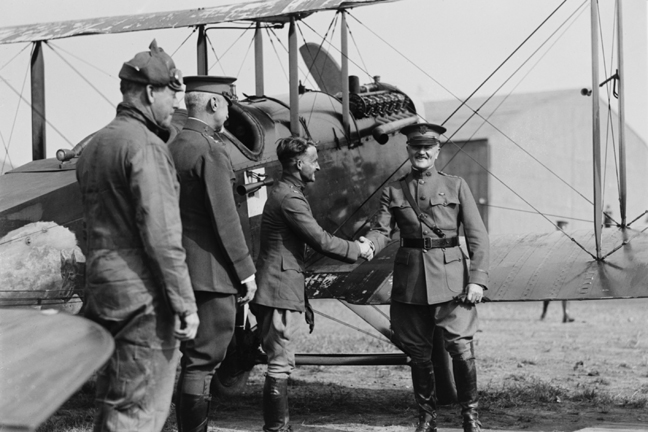 Picture of Buy Enlarge 0-587-46204-LP12x18 General Pershing Greets American Aviators- Paper Size P12x18