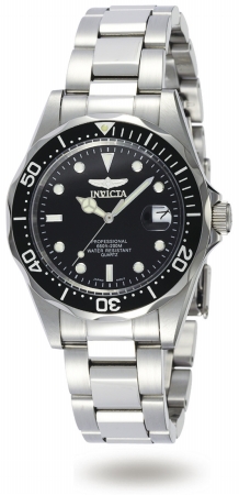 Invicta 8932 Mid-Size Quartz Pro Diver in all Stainless Steel on Bracelet With a Black Dial and Bezel Watch