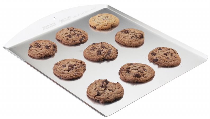 Picture of Nordic Ware 42100 13 in. X 14 in. Cookie Sheet 