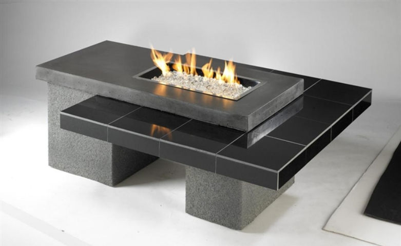 Outdoor Greatroom UPTOWN-1242-K Uptown Fire Pit Table with Granite Tile and Supercast Top