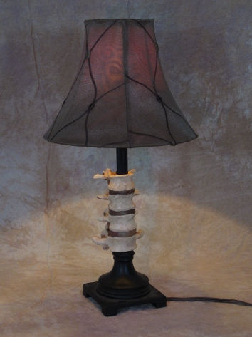 4-part lumbar desk lamp with antique shade