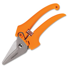 Picture of Fiskars FSK96137097J Utility Cutter&#44; with Safety Latch&#44;Left-Right Hand&#44;7 in. Full&#44;OE