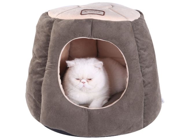 Picture of AeroMark C30HML-MH Armarkat Cat Bed- Laurel Green and Beige C30HML-MH