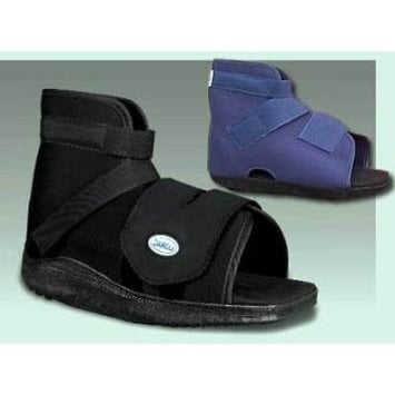 Picture of Slimline Cast Boot Navy Pediatric Medium