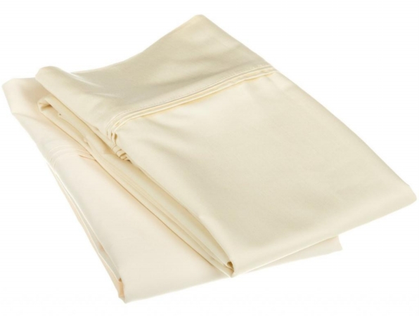 Explore the softness of Egyptian Cotton with these 1200 Thread Count Pillowcase Sets. These simple y