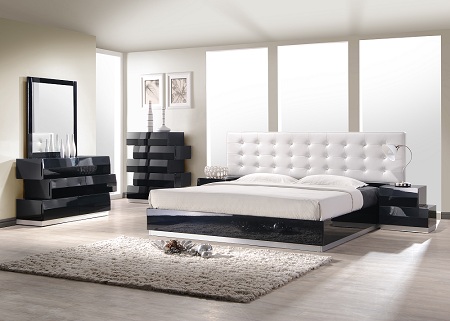 Milan Chest in Black - Black Lacquer