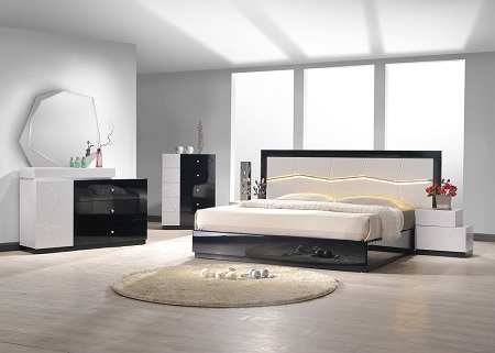 Turin Chest - Light grey & Black Lacquer
