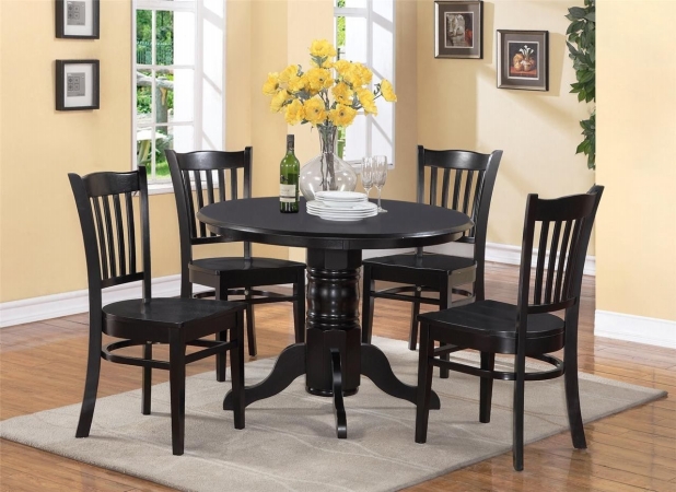 5 Piece Shelton Round Table and 4 Groton Chairs