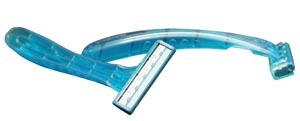 Picture of DUKAL Corporation DR3886 Triple Play Razor - 3 Micro-Edge Blades- Lubricating Strip- and Pivoting Head- Teal with clear plastic guard