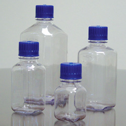 Picture of dynalab corp 626284-2000 bottle square nm graduated pc with blue closure 2000 ml