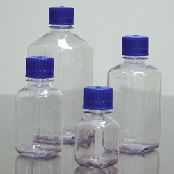 bottle square nm graduated pc with blue closure 1000 ml