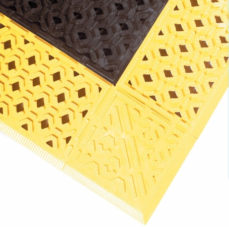 Interlocking Drainage Mat, 5 ft L x 30 in W, 7/8 in Thickness, PVC, Portholes, Black