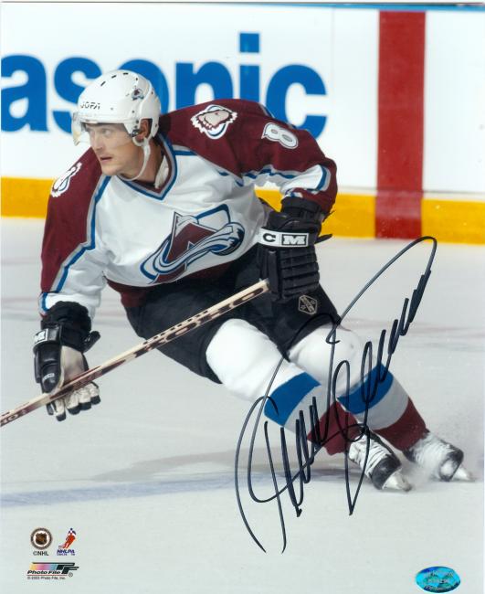 Picture of Teemu Selanne autographed 8x10 Photo (Colorado Avalanche) Image No.1