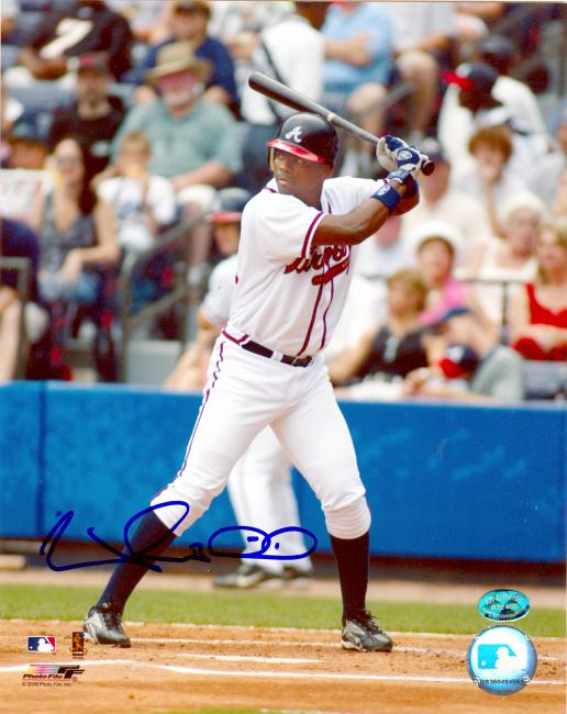Picture of Wilson Betemit autographed 8x10 Photo (Atlanta Braves) Image No.1