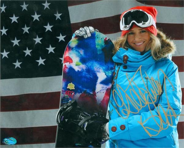 Picture of Gretchen Bleiler autographed 8x10 photo (Snow Boarding X Games Champion) Image No.1