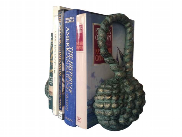 Picture of Handcrafted Model Ships 2-k-49007-bronze 10 in. Cast Iron Sailors Knot Book Ends- Set Of 2 - Antique Bronze