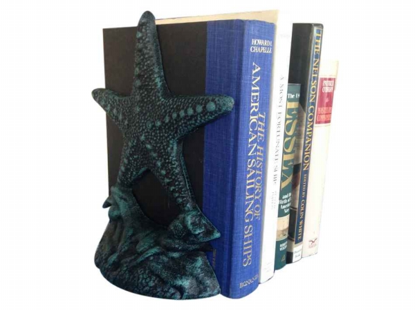 Picture of Handcrafted Model Ships 2-k-0155-seaworn 11 in. Cast Iron Starfish Book Ends- Set Of 2 - Seaworn Blue