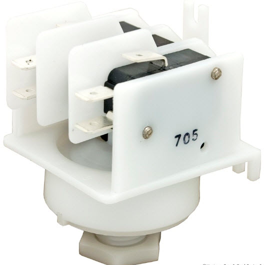 MTK211A 3 Function Threaded Spout