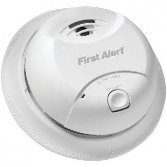 Picture of First Alert FAT0827B 10-Year Sealed-Battery Ionization Smoke Alarm