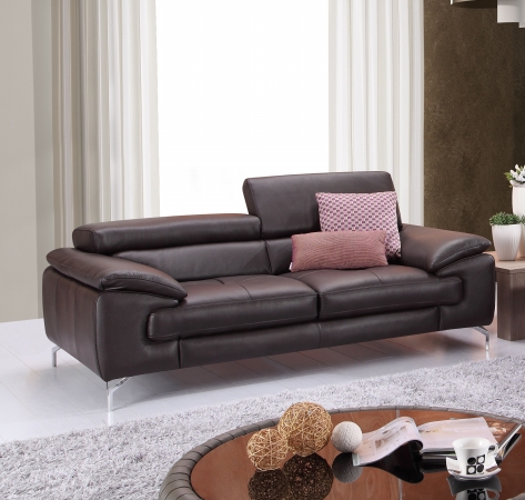 Picture of JandM Furniture 179061111-L Italian Leather Loveseat - Coffee