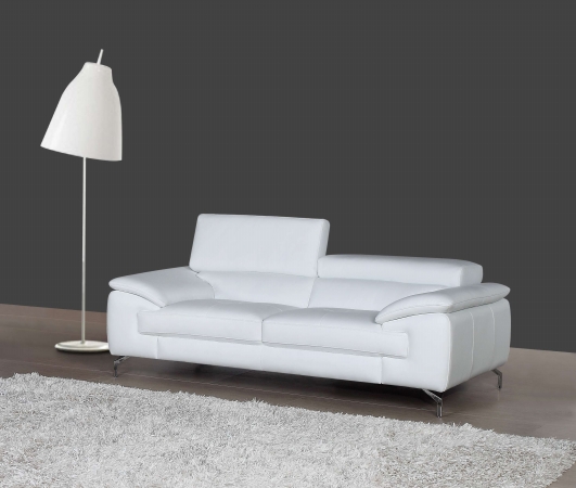 Picture of JandM Furniture 1790611-S Italian Leather Sofa - White
