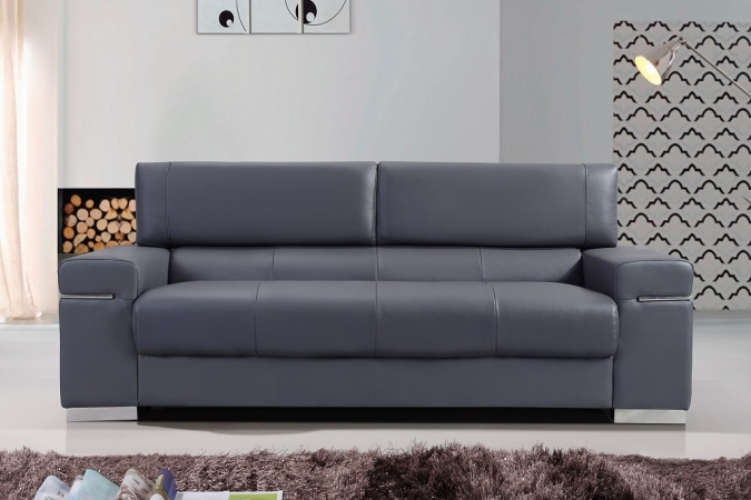 Picture of JandM Furniture 176551113-S-GR Soho Sofa - Grey Leather