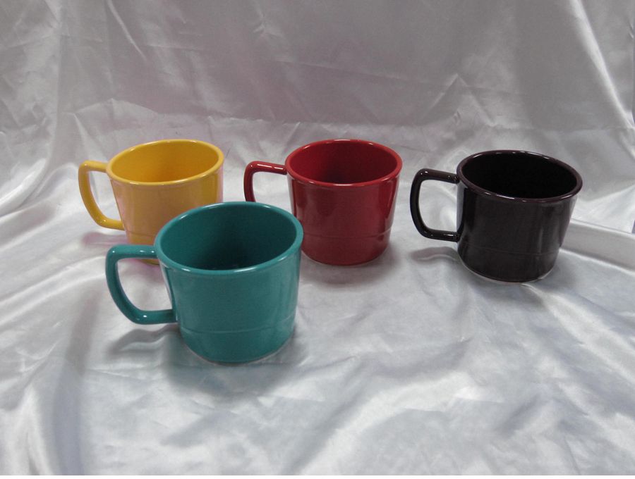Home Essentials & Beyond 64995 Color Wave Soup Cups - Set Of 4