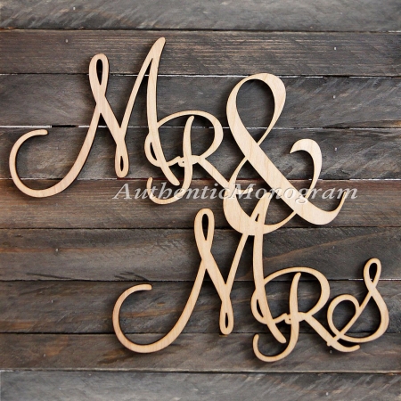 G.DeBrekht 911091-18 Mr & Mrs Natural Unpainted Wooden Monogram