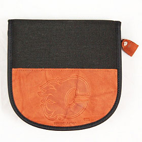 Picture of Calgary Flames Leather/Nylon Embossed CD Case