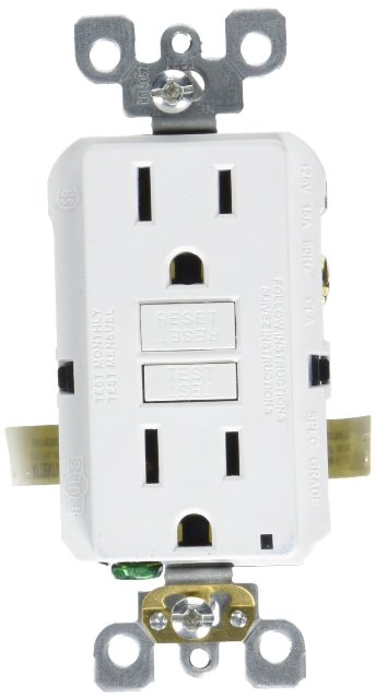 15 Amp White Smartlock Pro Self-Test