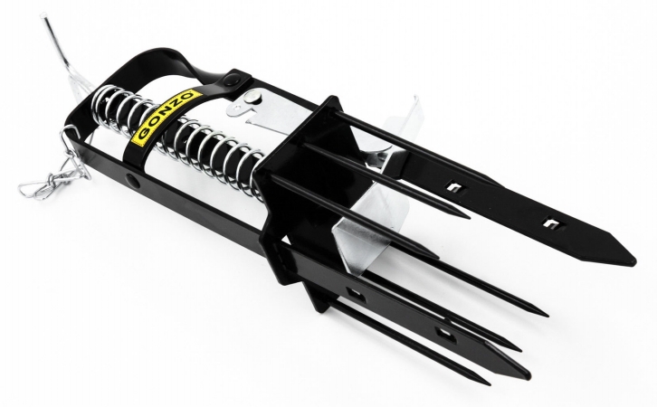 Picture of Gonzo 5002 Steel Plunger Mole Trap- 13.75 x 16 in.