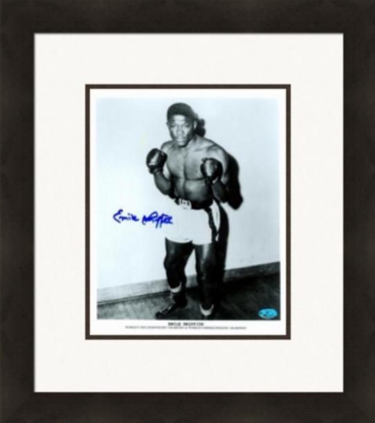 Boxing Legend World Champion Boxer Matted & Framed Emile Griffith ed 8 x 10 in. Photo