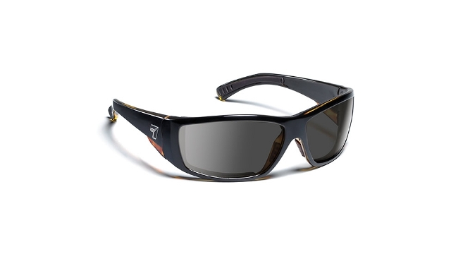 7eye  Maestro Sharp View Polarized Gray Sunglasses- Black Tortoise - Medium & Large