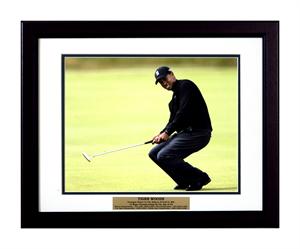 Picture of Encore Select 145-TigerPutt 14 x 18 in.Deluxe Frame Photo Tiger Woods Putter