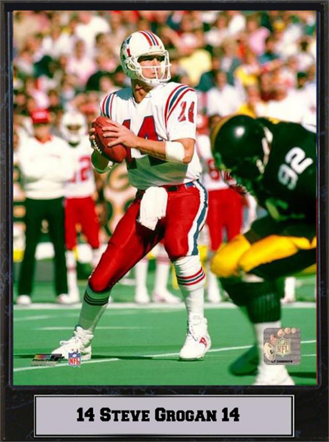 511-FBNE14L 9 x 12 Plaque - Steve Grogan New England Patriots
