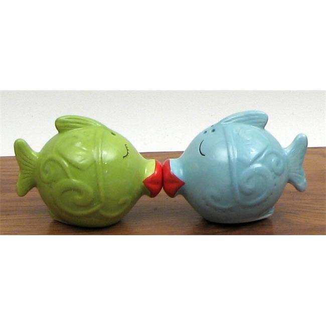IWGAC 049-15091 Ceramic Kissing Fish Salt & Pepper Set
